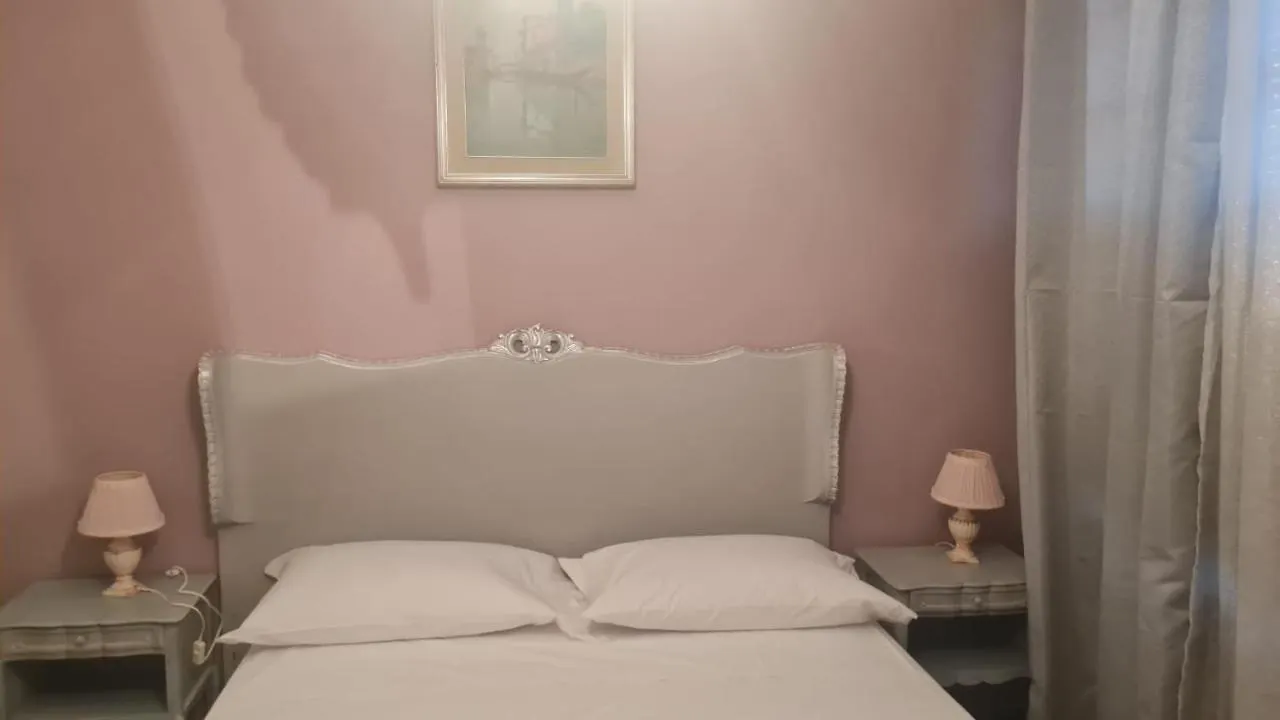 Sopra Le Poste Bed and Breakfast Arezzo 0*,  Italië